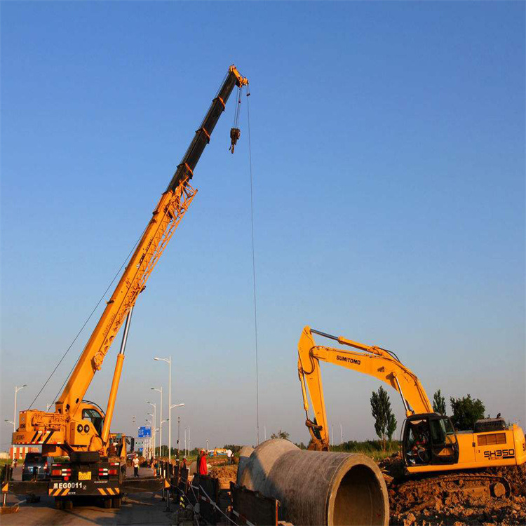 博爱挖机用吊车怎么吊