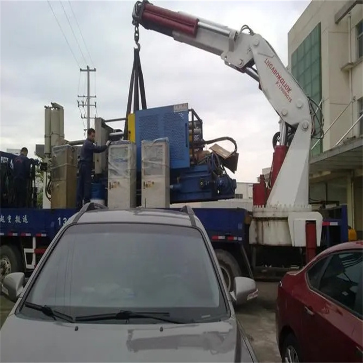 博爱吊车救援小汽车怎么吊